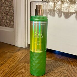 Bath & Body Works Green Waikiki Beach Coconut Mist